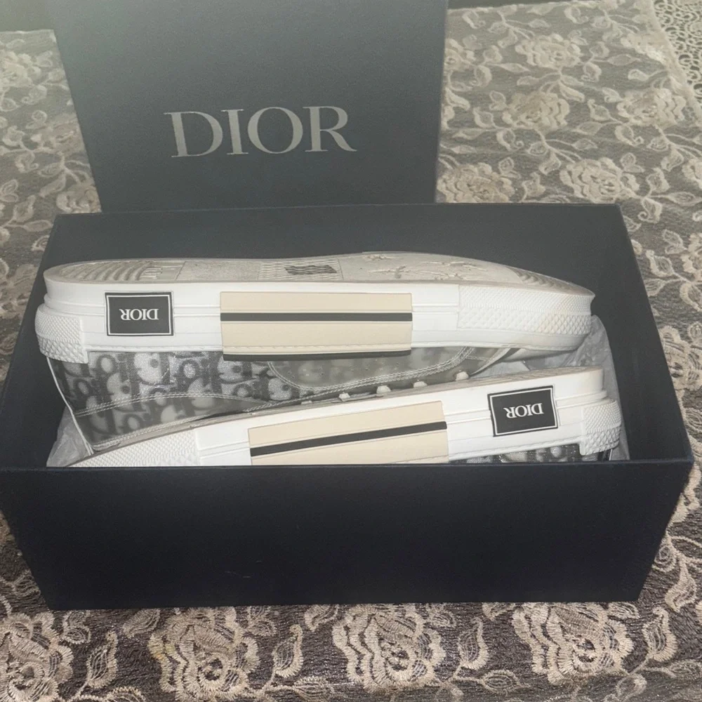 Dior Monochrome Sneakers in Elegant Black & White Gently Used. Men’s EU 47/14 US - Picture 3 of 15